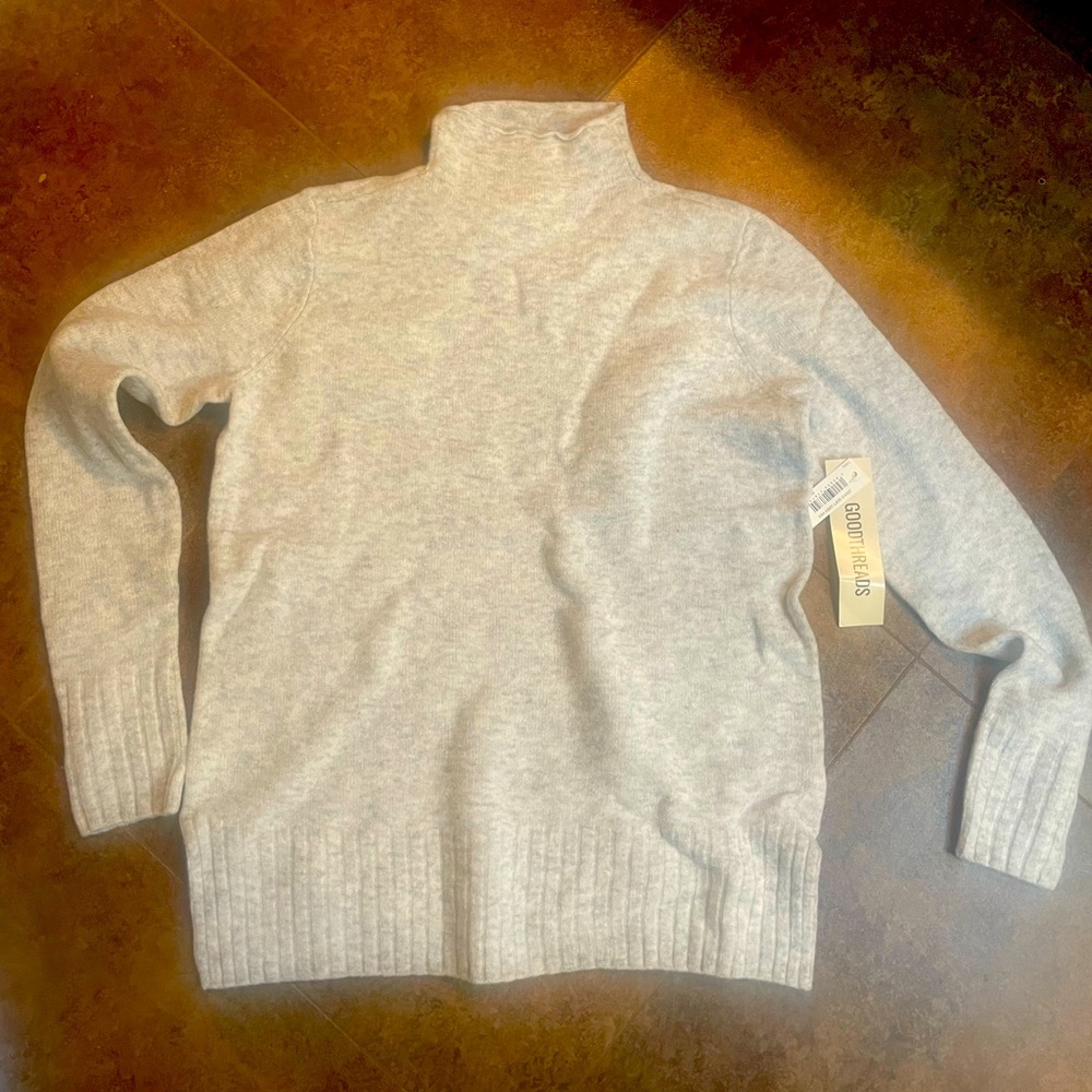 Beautiful soft grey sweater